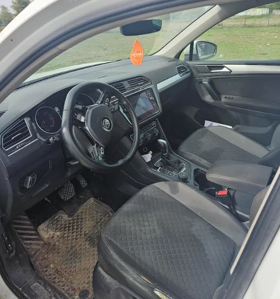 VW Tiguan, снимка 3 - Автомобили и джипове - 52598908
