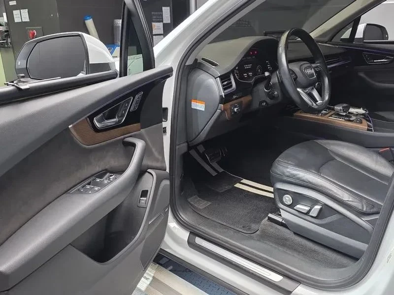 Audi Q7, снимка 10 - Автомобили и джипове - 56689817