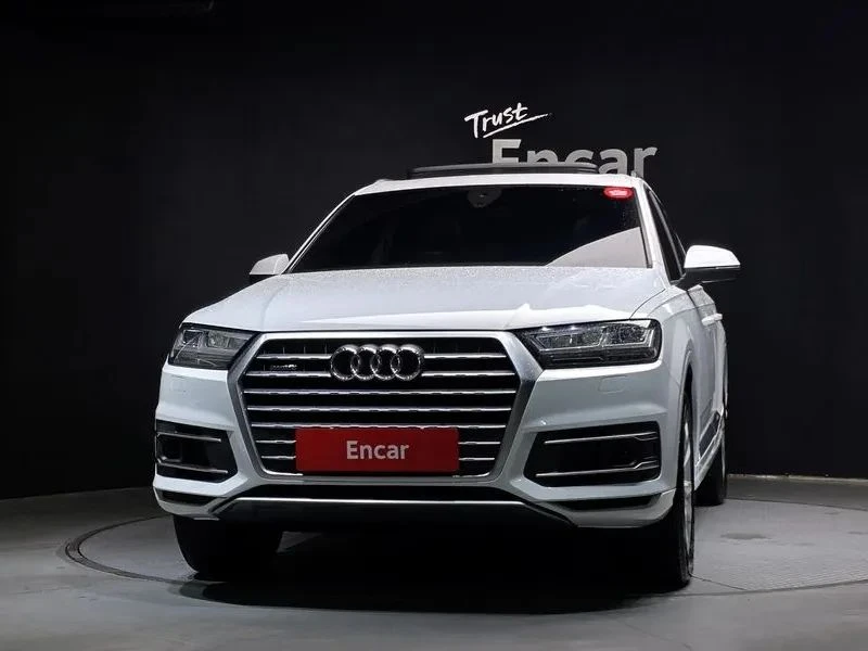 Audi Q7, снимка 3 - Автомобили и джипове - 56689817