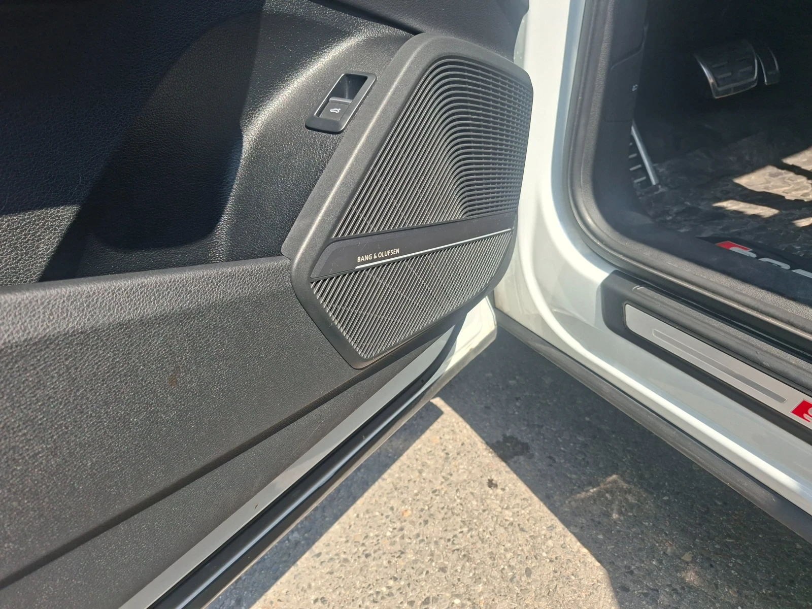 Audi SQ5, снимка 13 - Автомобили и джипове - 54161526