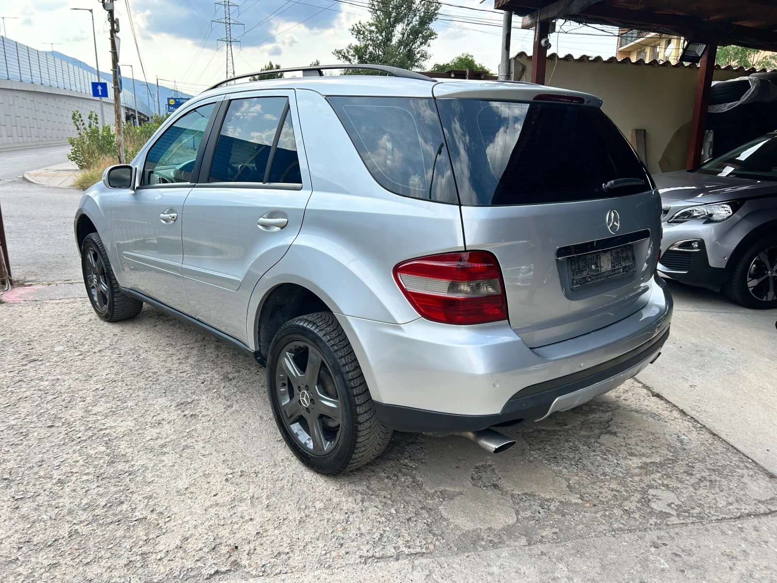 Mercedes-Benz ML 320  - изображение 2