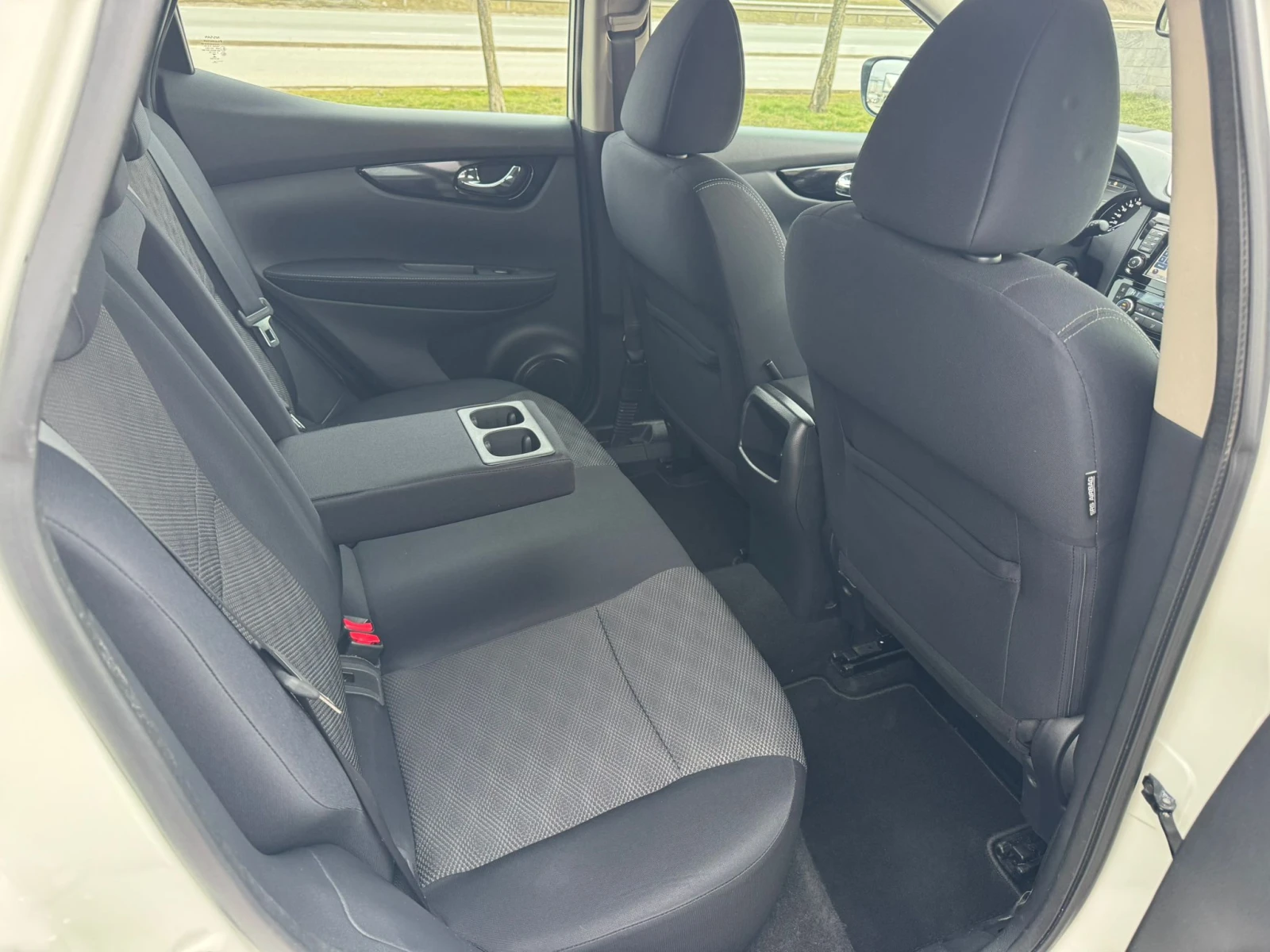 Nissan Qashqai 1.6   DCI NAVI  | Mobile.bg � ����������� 11