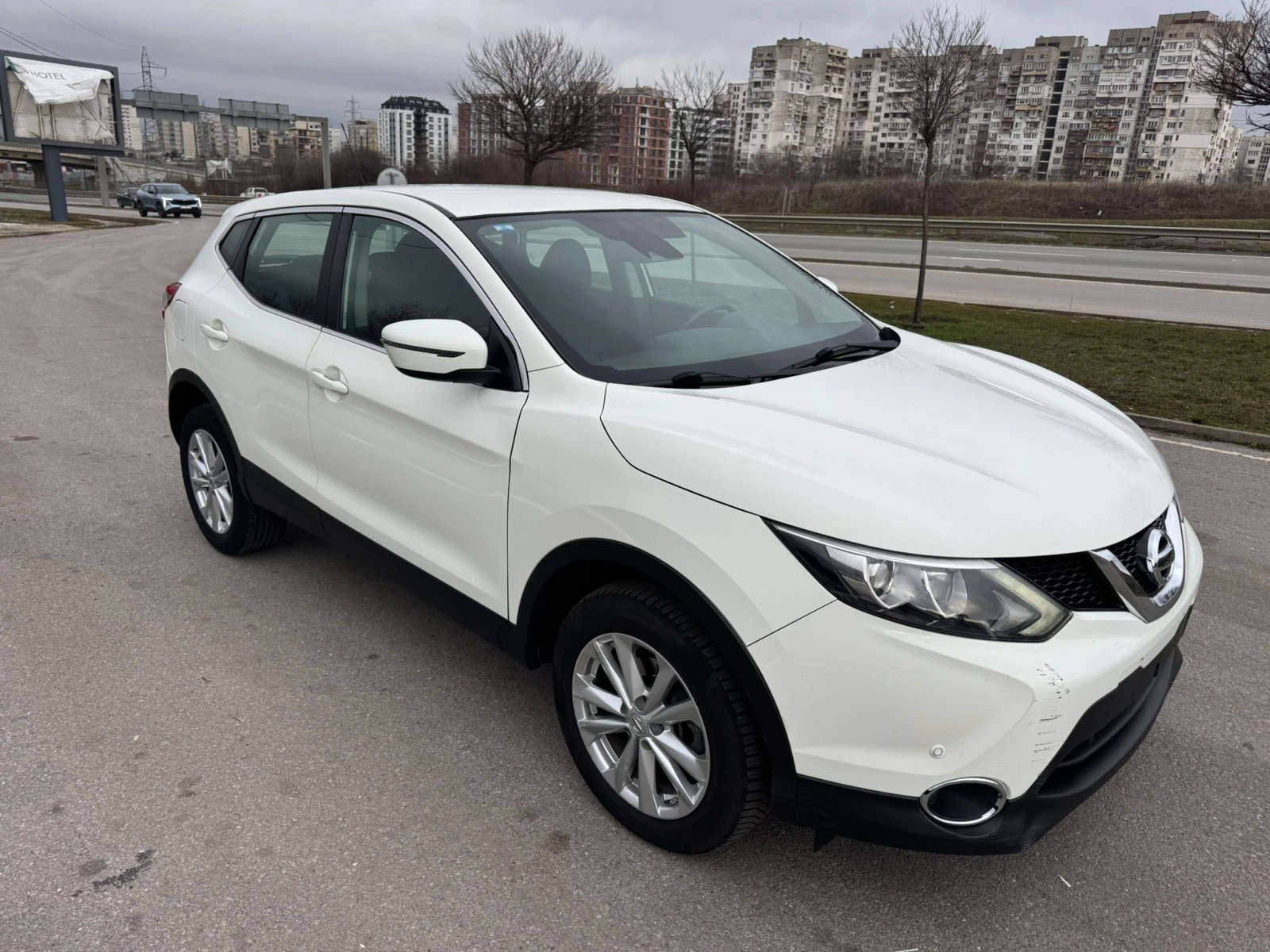 Nissan Qashqai 1.6   DCI NAVI  - изображение 3