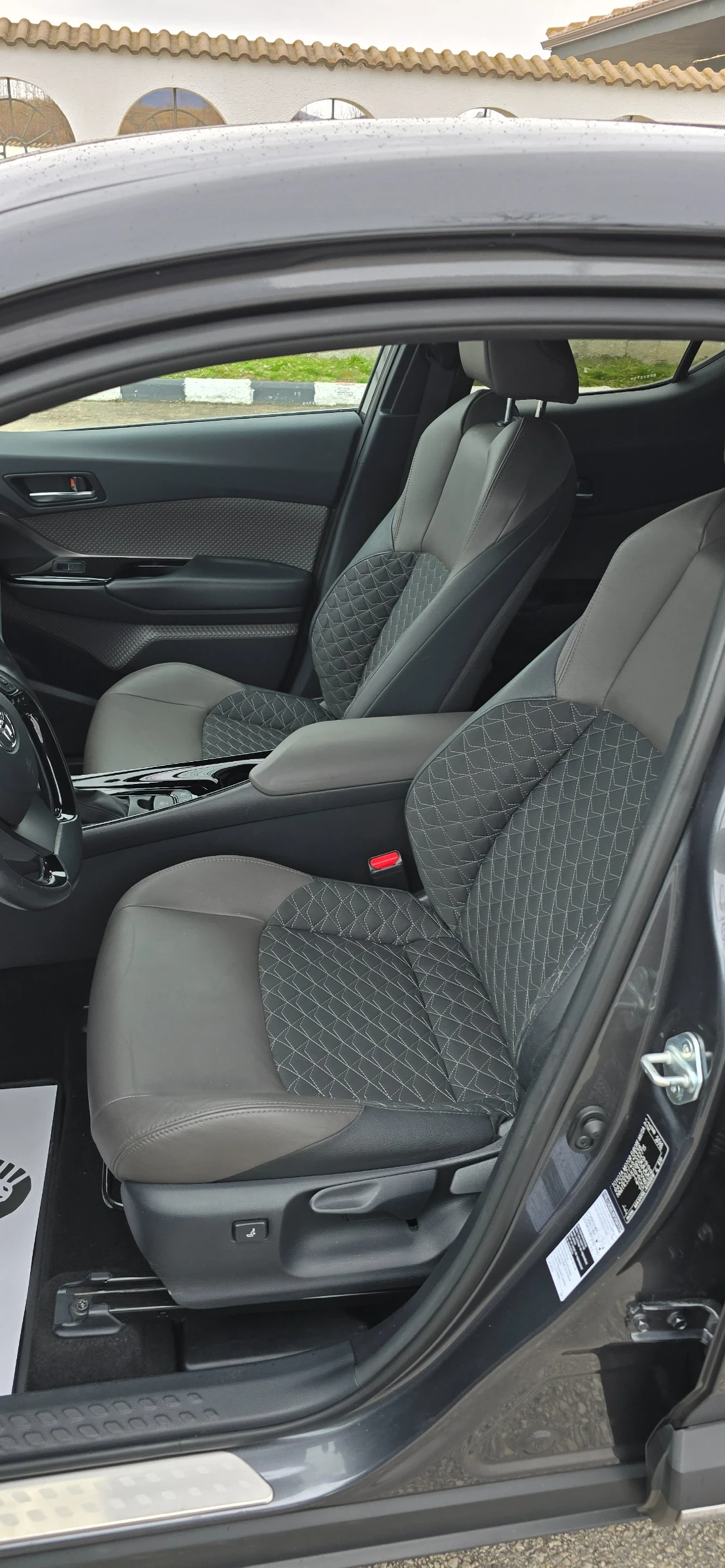 Toyota C-HR GR SPORT | Mobile.bg � ����������� 12