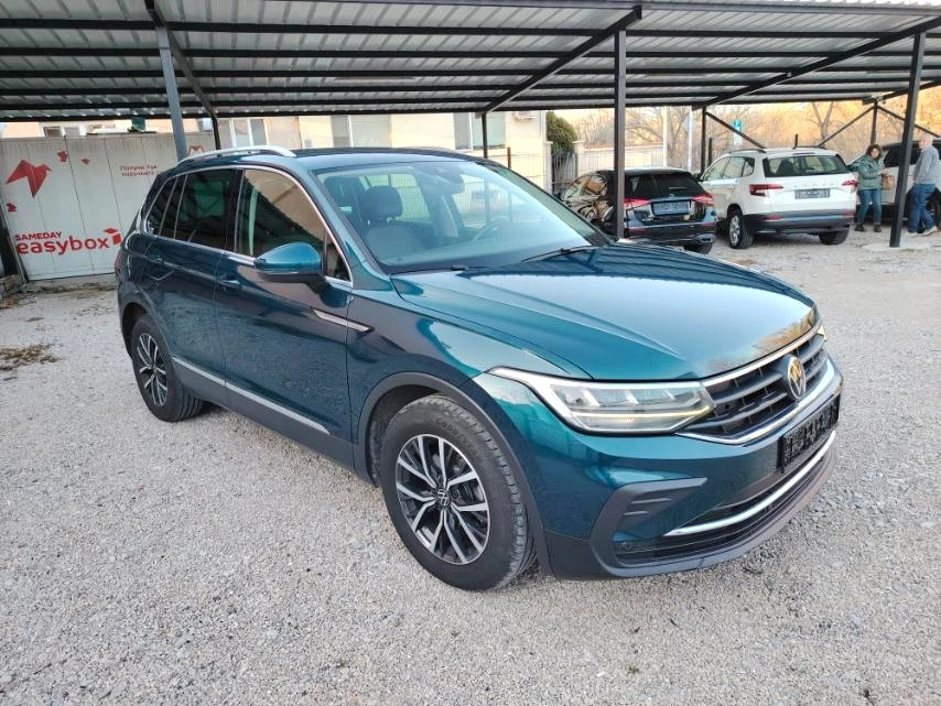 VW Tiguan 2022гDSG-2.0TDi-150кс-FACE-ПЕРФЕКТЕН!, снимка 8 - Автомобили и джипове - 53748601