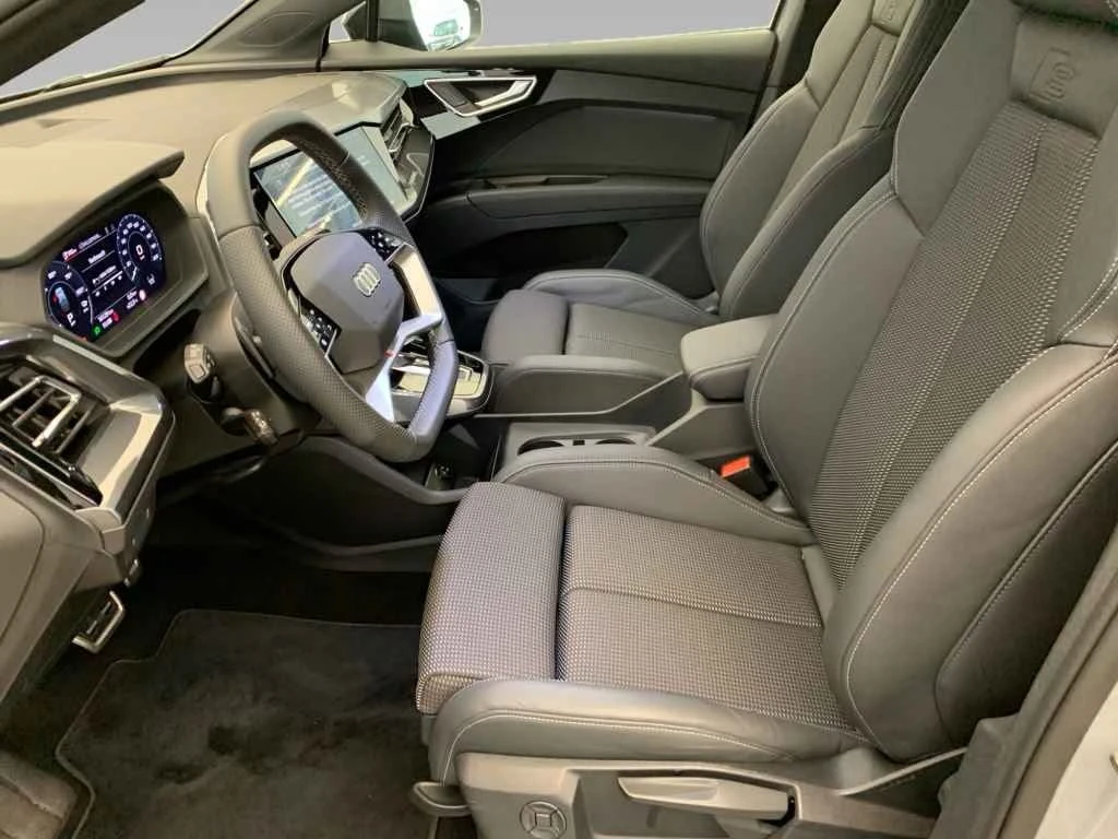 Audi Q4 45 QUATTRO S-LINE HEAD-UP, снимка 9 - Автомобили и джипове - 53965919