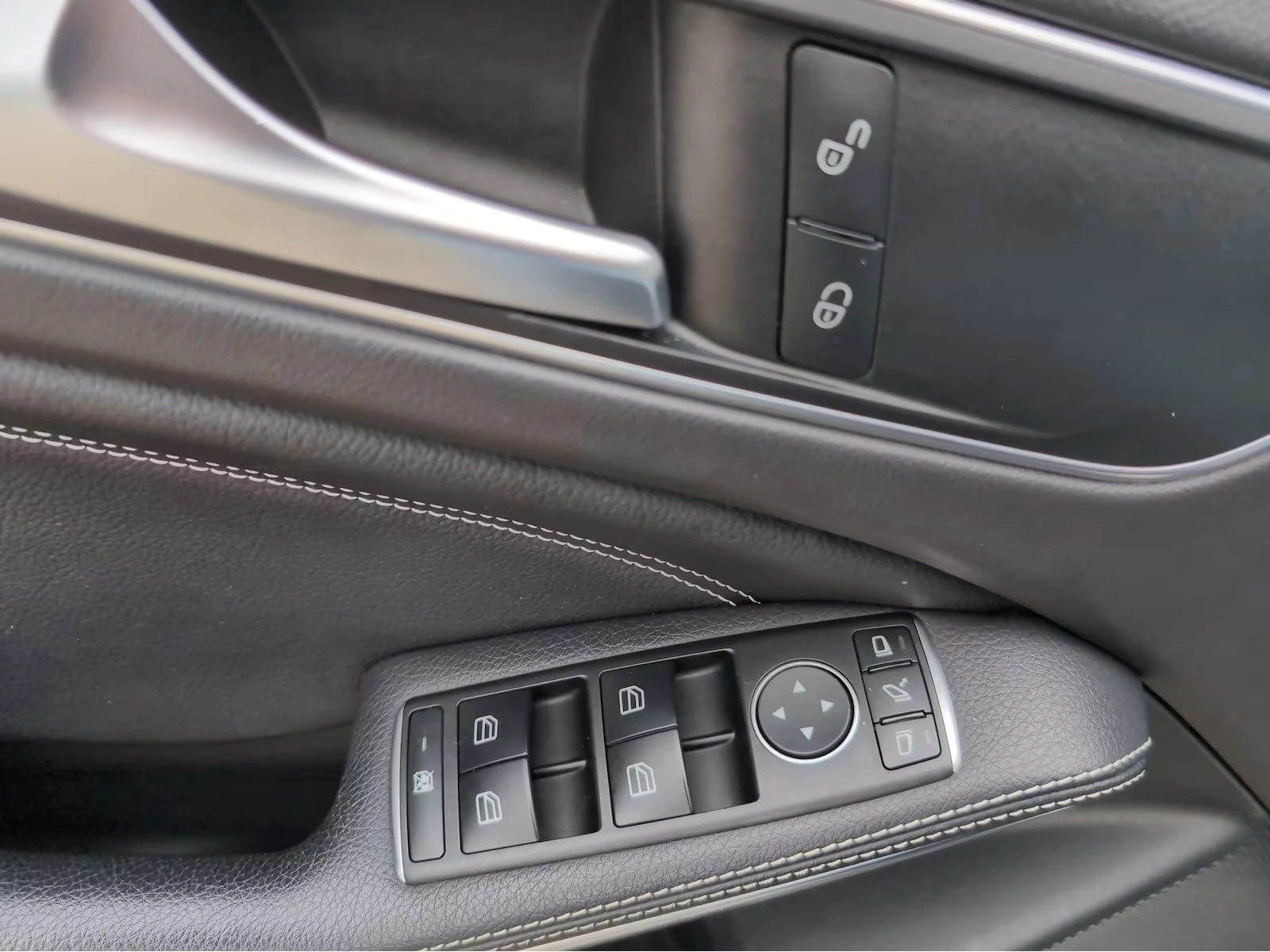 Mercedes-Benz GLA 220 4MATIC/184HP/URBAN/NIGHT/LED/CAM/NAVI/160q | Mobile.bg � ����������� 14