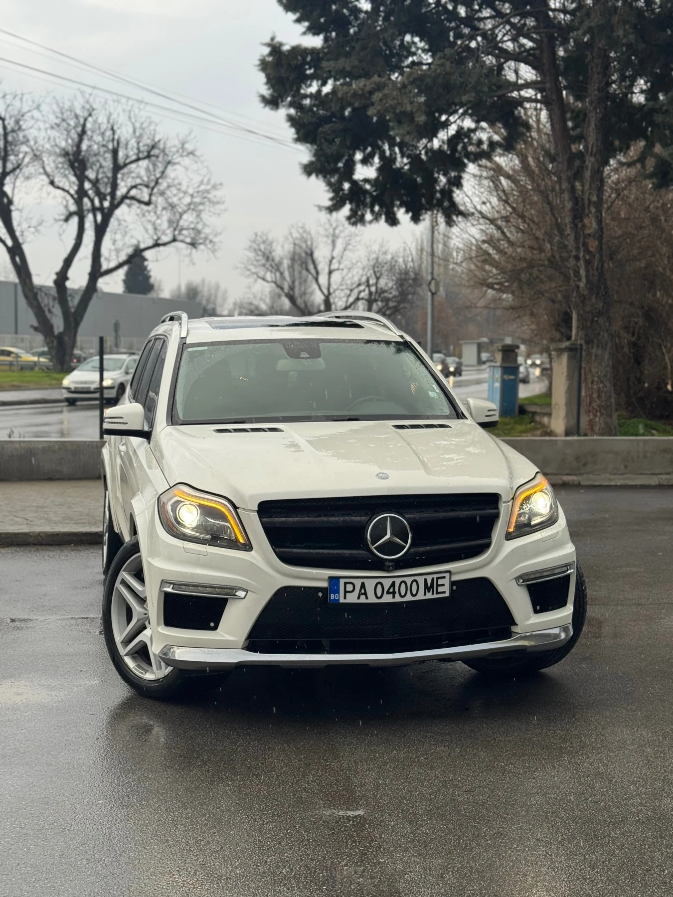Mercedes-Benz GL 550 V8 AMG, снимка 2 - Автомобили и джипове - 54460343
