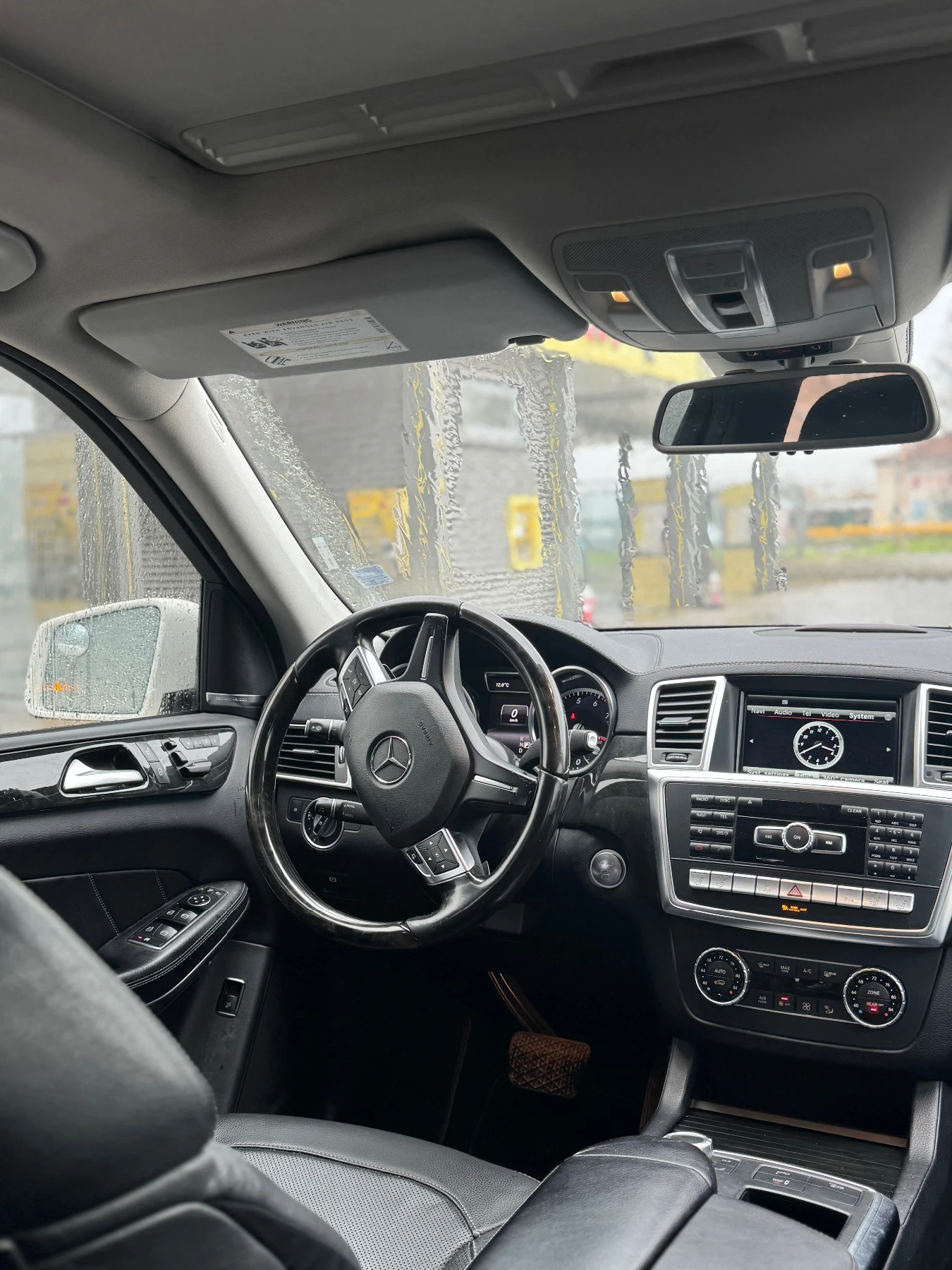 Mercedes-Benz GL 550 V8 AMG, снимка 5 - Автомобили и джипове - 54460343