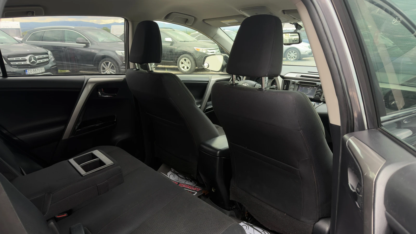 Toyota Rav4 HYBRID* 2.5i* 194 к.с* CAMERA* , снимка 11 - Автомобили и джипове - 54651396