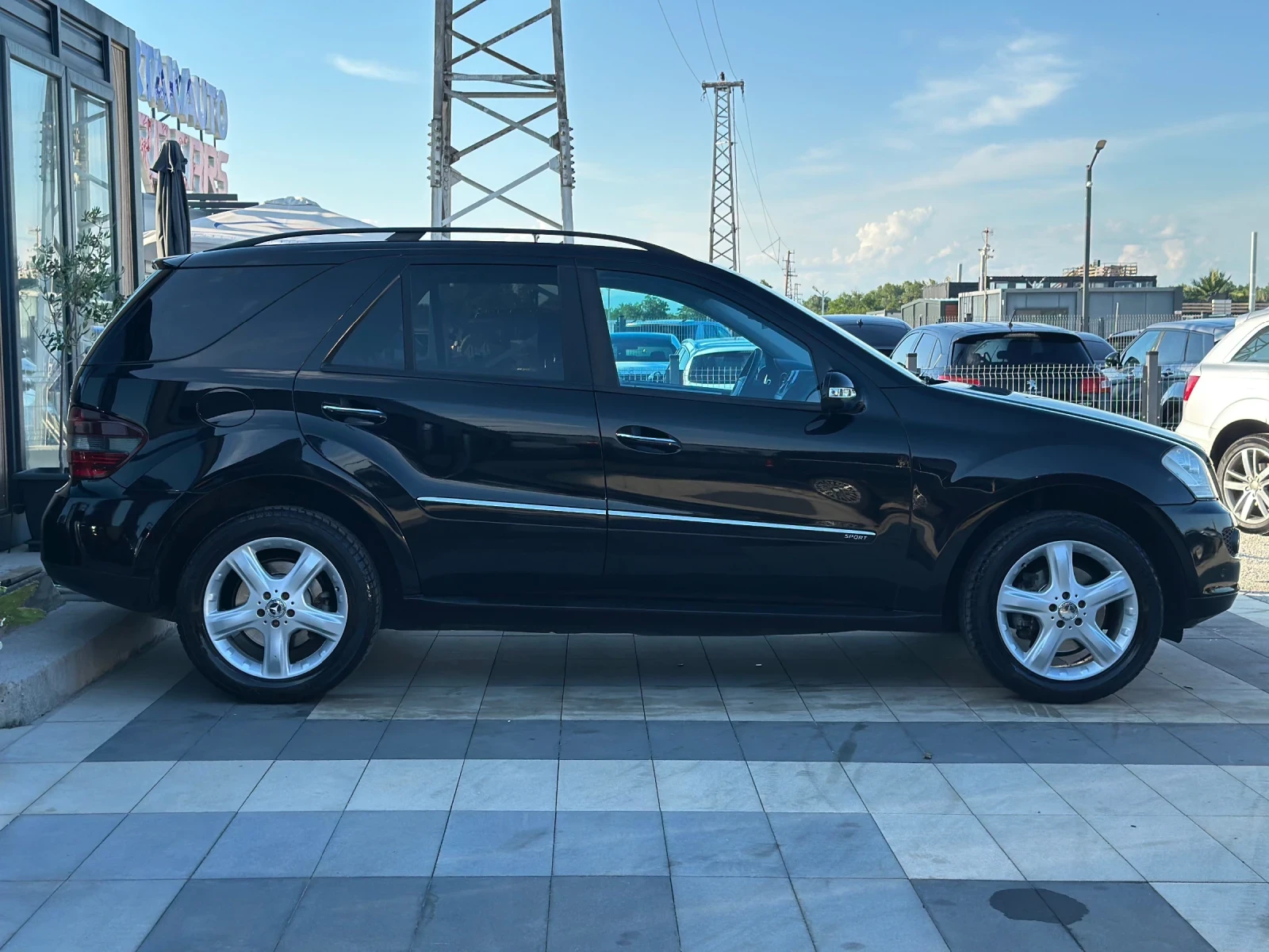 Mercedes-Benz ML 320 * SportEdition* Шибедах* , снимка 7 - Автомобили и джипове - 54839088