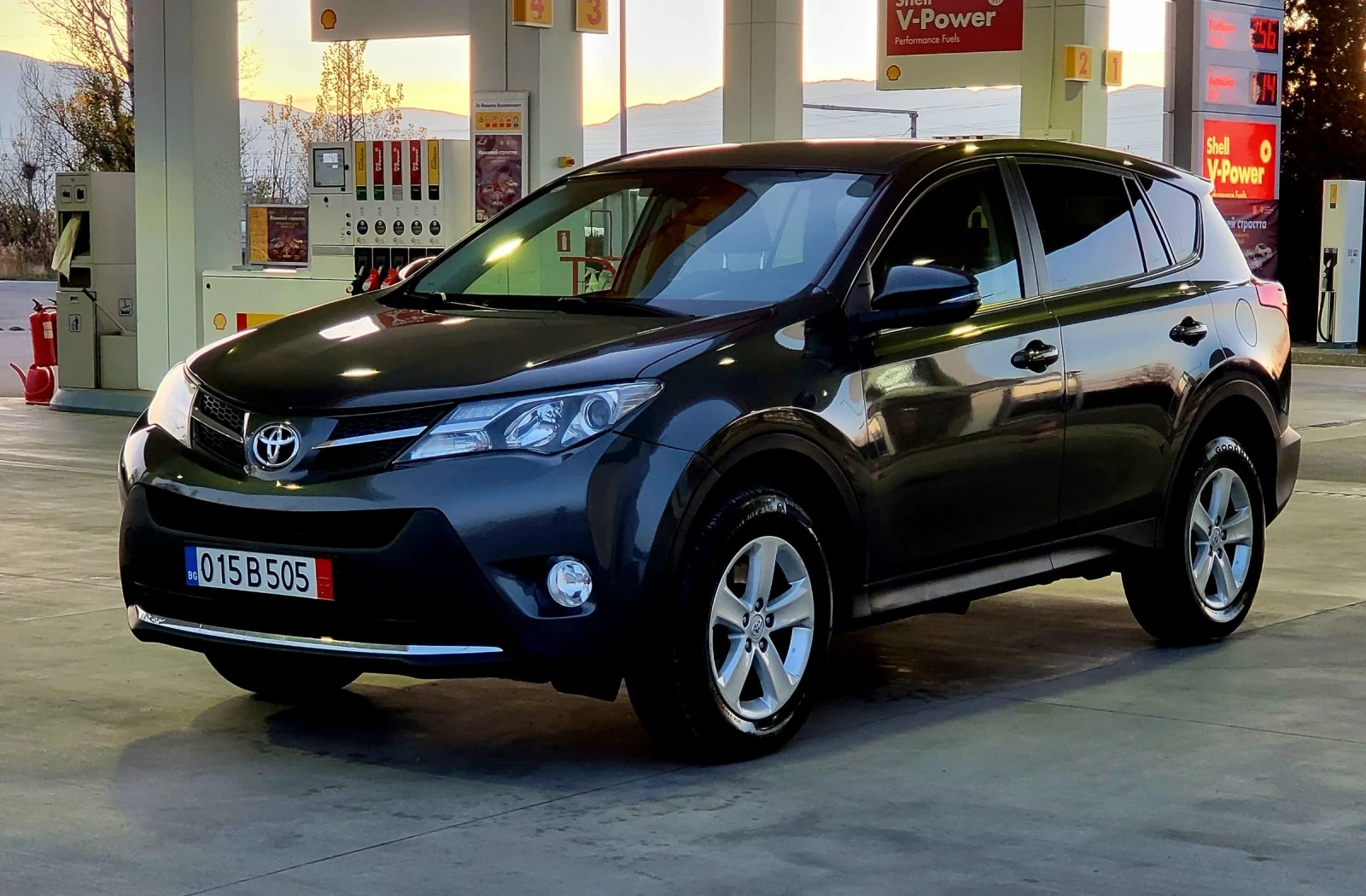 Toyota Rav4 2.0 D4D, снимка 2 - Автомобили и джипове - 55590195