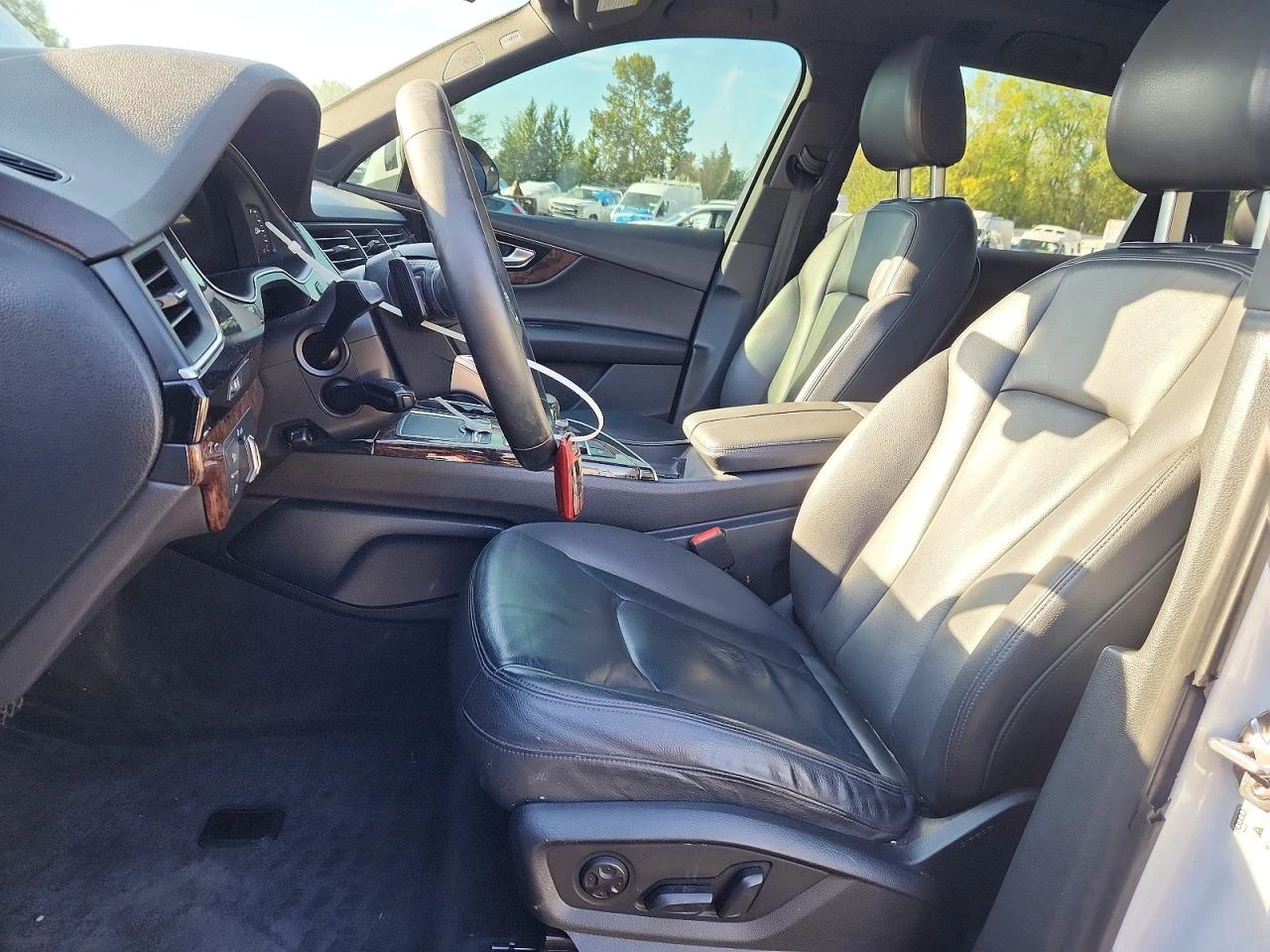 Audi Q7 3.0l Premium Plus, снимка 7 - Автомобили и джипове - 56224069