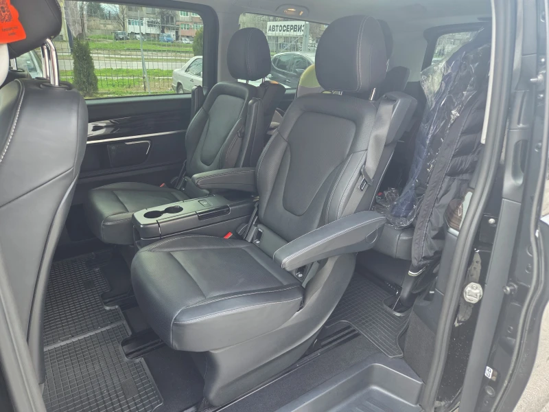 Mercedes-Benz V 300 d-Long/Distronic/BURMESTER/Navi/Камера/B Гаранция!, снимка 14 - Бусове и автобуси - 53096823