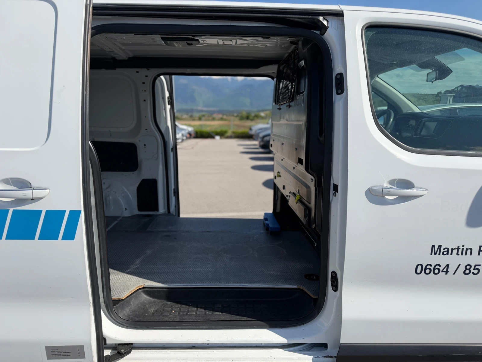 Toyota Proace Max 2.0 150, снимка 8 - Бусове и автобуси - 54579380