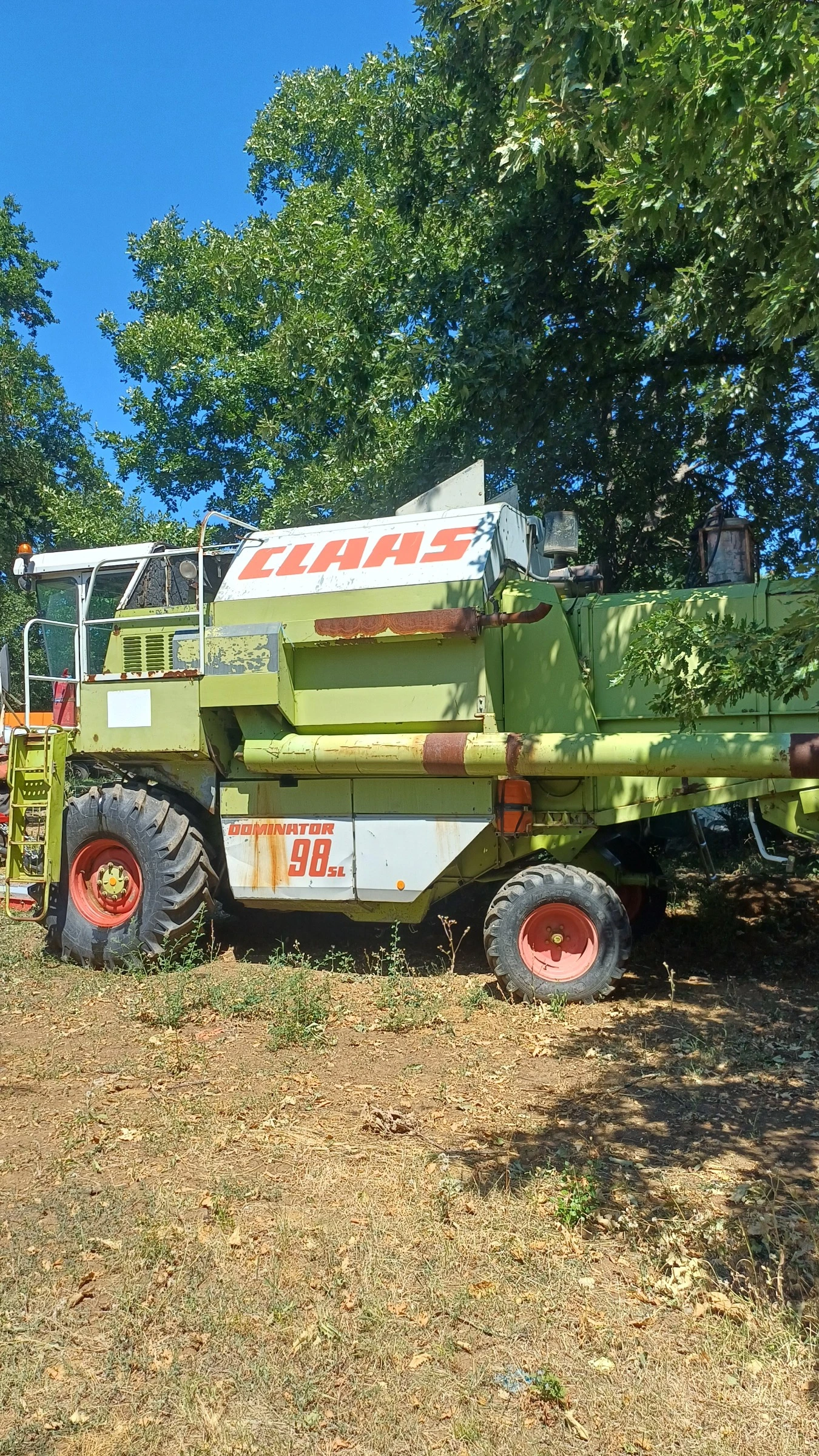 Комбайн Claas 98 sl , снимка 2 - Селскостопанска техника - 55736370