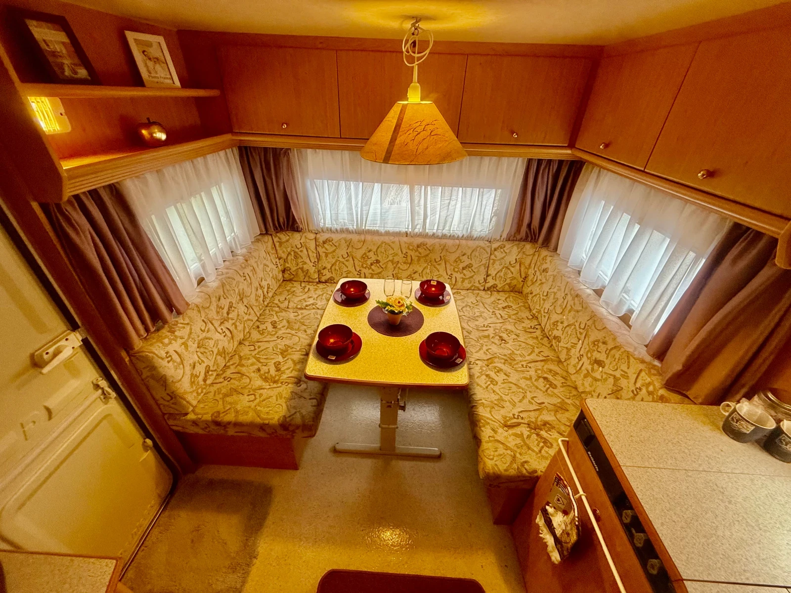 Каравана Dethleffs RF6 - изображение 4