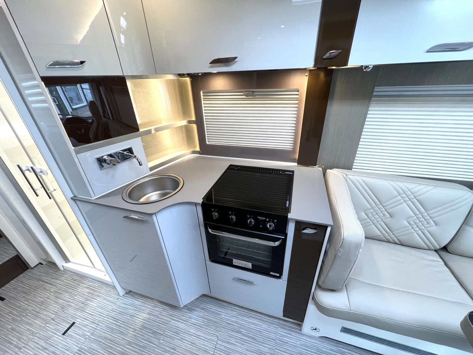 ������ Burstner Elegance 920, ��������, ���������� ����.�������� | Mobile.bg � ����������� 13