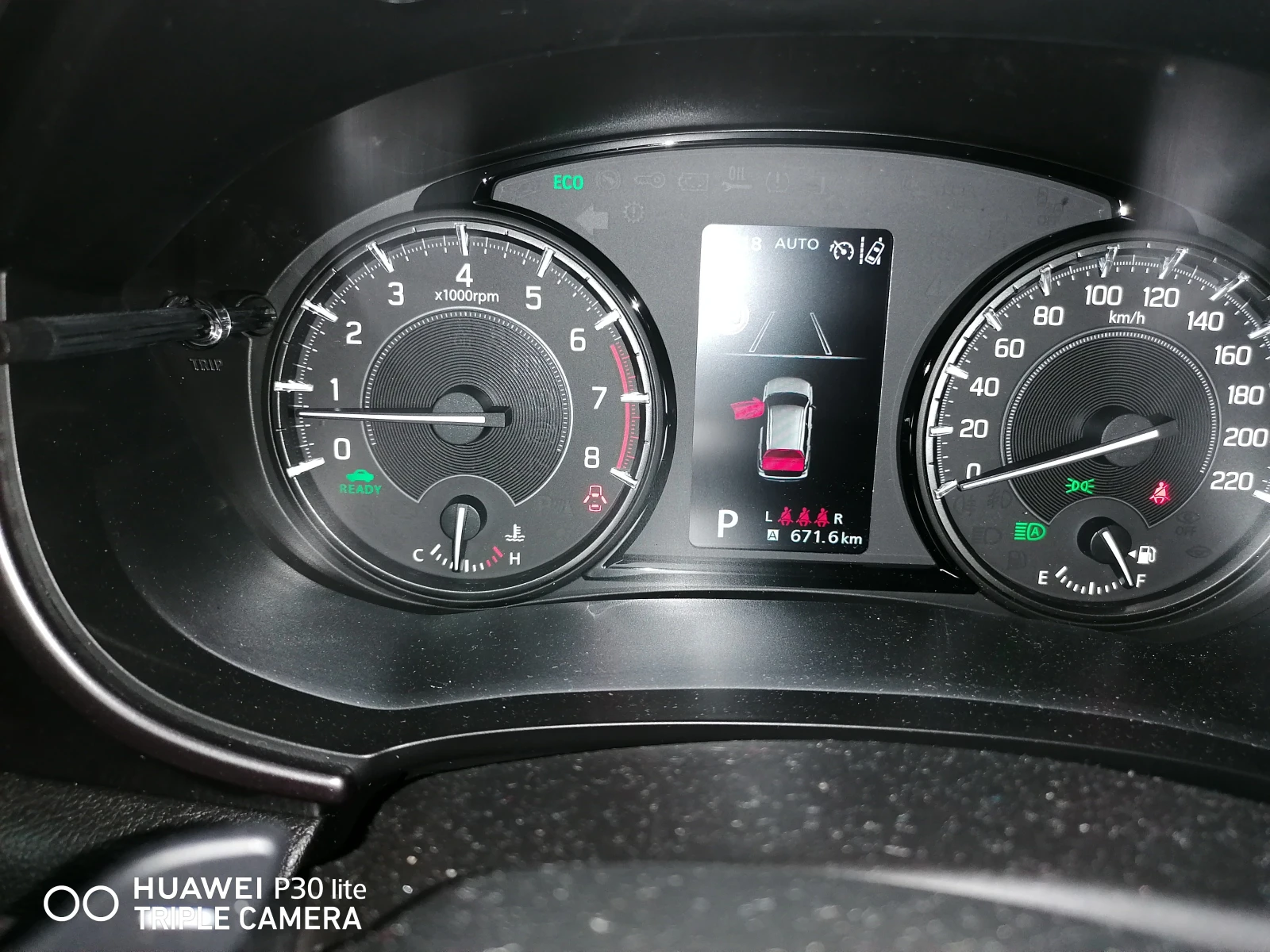 Гуми Летни 215/55R17, снимка 8 - Гуми и джанти - 54038433