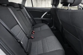 Toyota Avensis 2.0* БЕНЗИН* 152К.С.* FACELIFT* РЪЧКА* LUNA, снимка 12