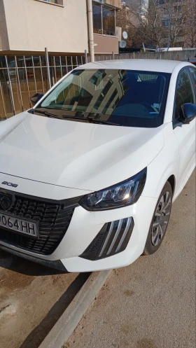 Peugeot 208 Хечбек , снимка 2