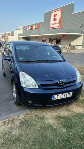 Toyota Corolla verso, снимка 1