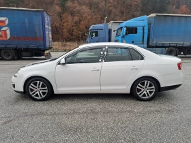 VW Jetta 2.0TDI SPORT, снимка 2