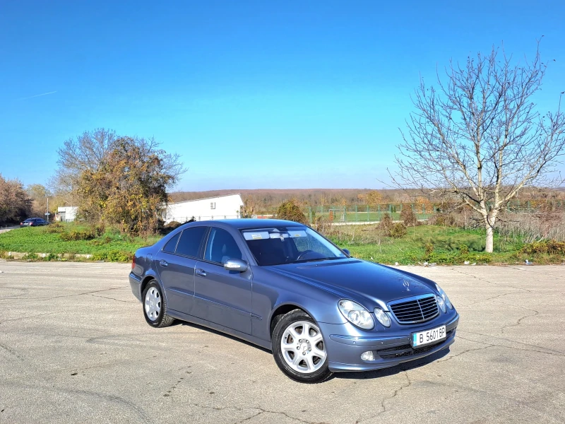 Mercedes-Benz E 320 газов инжекцион , снимка 1 - Автомобили и джипове - 48300800