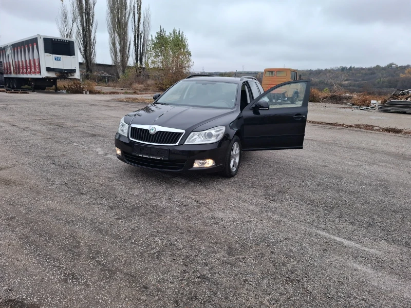 Skoda Octavia, снимка 10 - Автомобили и джипове - 48078123