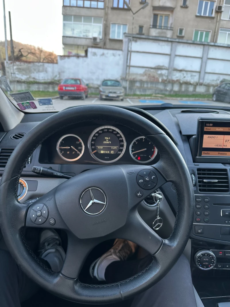 Mercedes-Benz C 320, снимка 6 - Автомобили и джипове - 48157169