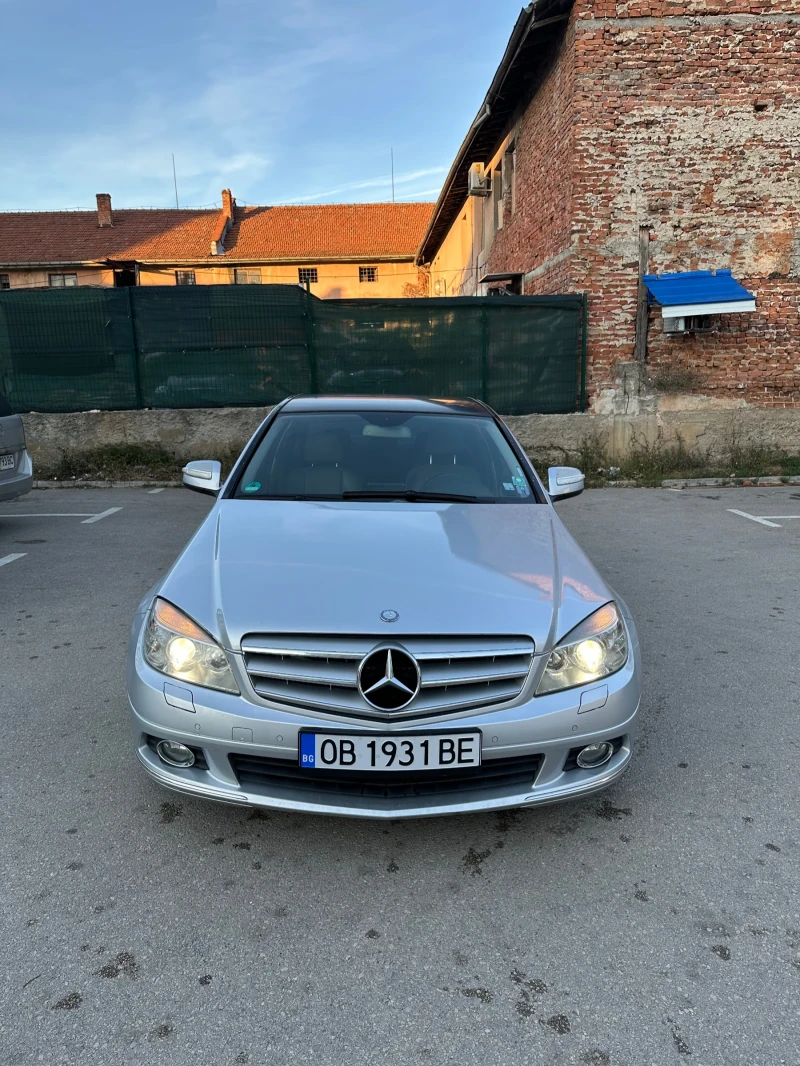 Mercedes-Benz C 320, снимка 1 - Автомобили и джипове - 48157169