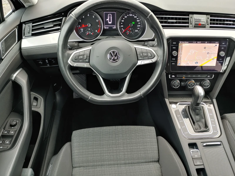 VW Passat 1.5TSI-Всичко платено!, снимка 13 - Автомобили и джипове - 48296957