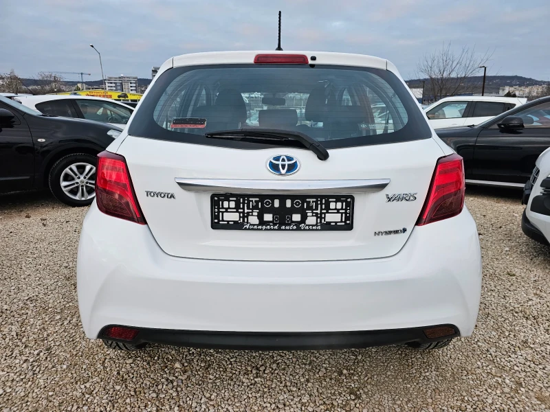 Toyota Yaris 1.5i, Hybrid, Facelift , снимка 5 - Автомобили и джипове - 48653522