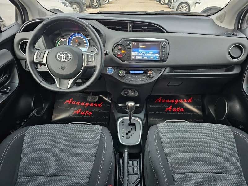 Toyota Yaris 1.5i, Hybrid, Facelift , снимка 7 - Автомобили и джипове - 48653522