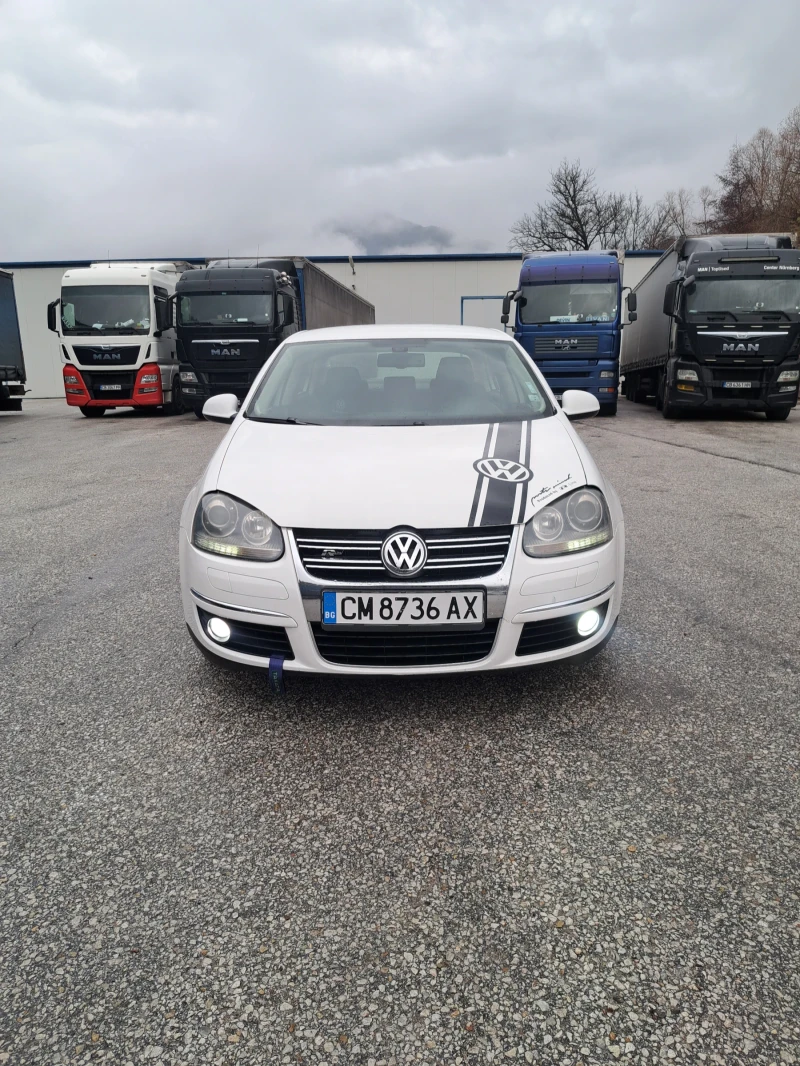 VW Jetta 2.0TDI SPORT, снимка 6 - Автомобили и джипове - 48758306