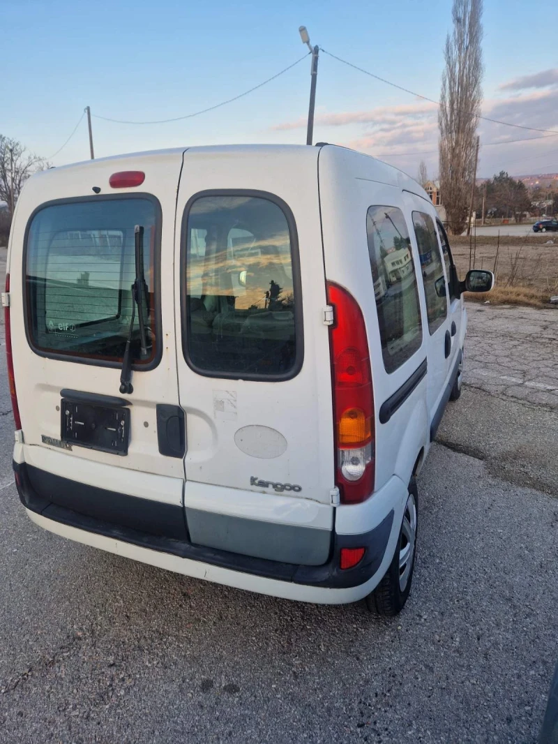 Renault Kangoo, снимка 4 - Автомобили и джипове - 48980315