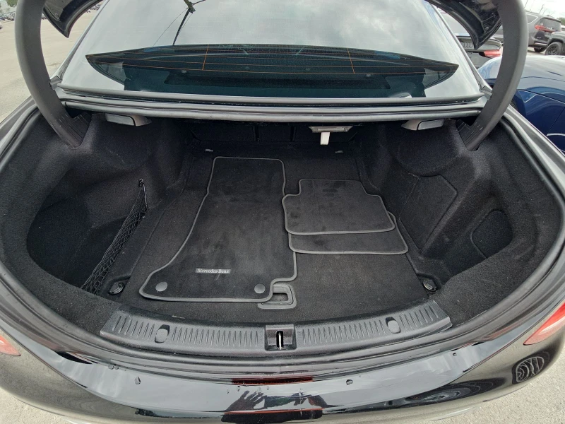 Mercedes-Benz E 300 DISTRONIC* Parking Assist, снимка 13 - Автомобили и джипове - 51868577