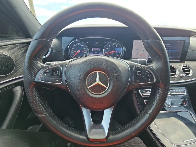 Mercedes-Benz E 300 DISTRONIC* Parking Assist, снимка 6 - Автомобили и джипове - 51868577
