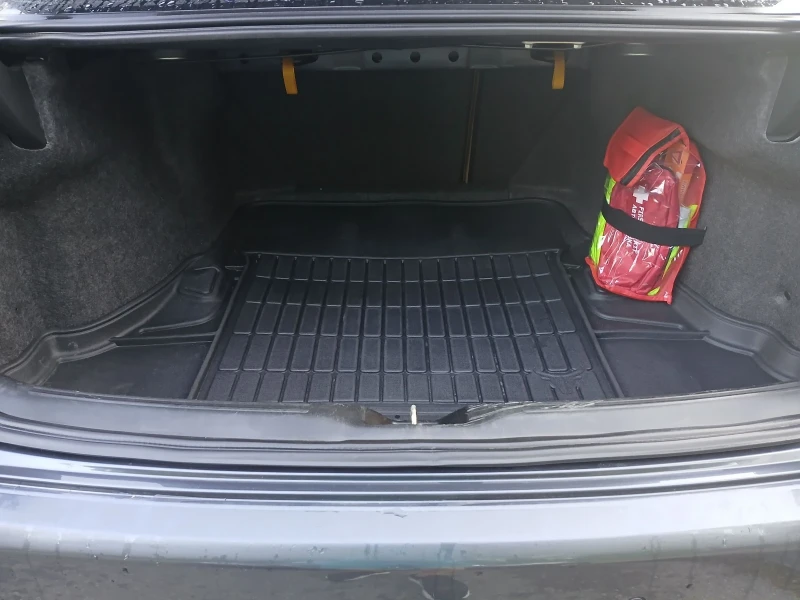 Honda Accord 2.2 i-ctdi, снимка 14 - Автомобили и джипове - 51886365