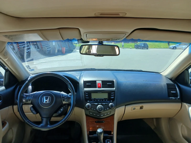 Honda Accord 2.2 i-ctdi, снимка 9 - Автомобили и джипове - 51886365