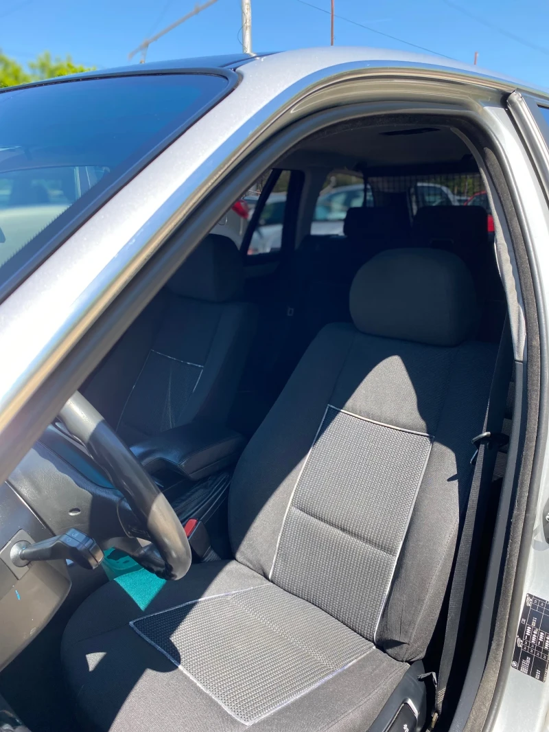 BMW 330 184 Автомат, снимка 8 - Автомобили и джипове - 52754124