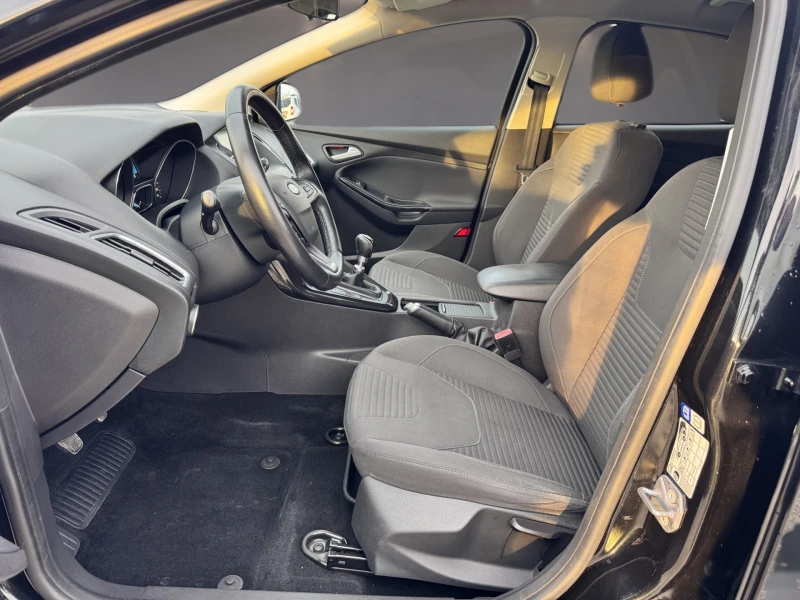 Ford Focus 1.5tdci titanium/top/leasing, снимка 10 - Автомобили и джипове - 52769339