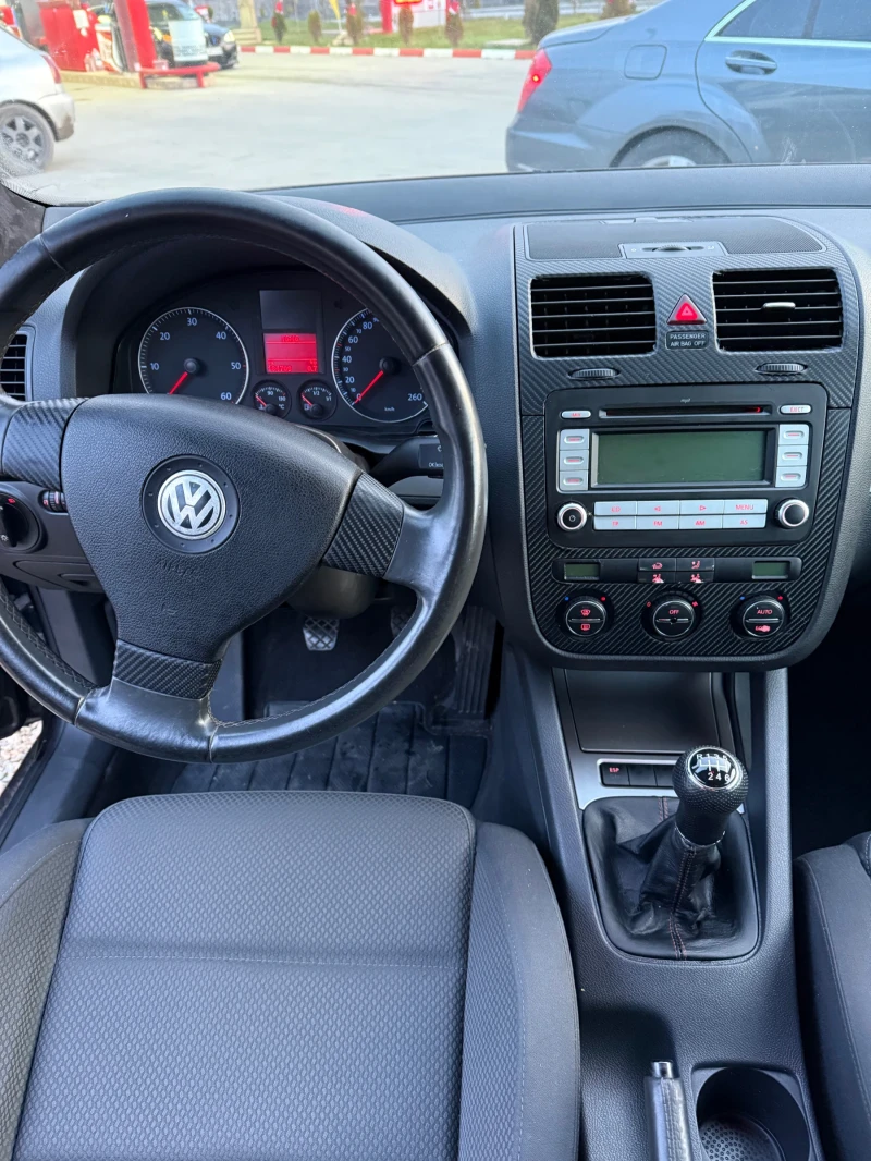 VW Golf 2.0 TDI обслужен, снимка 7 - Автомобили и джипове - 52885981