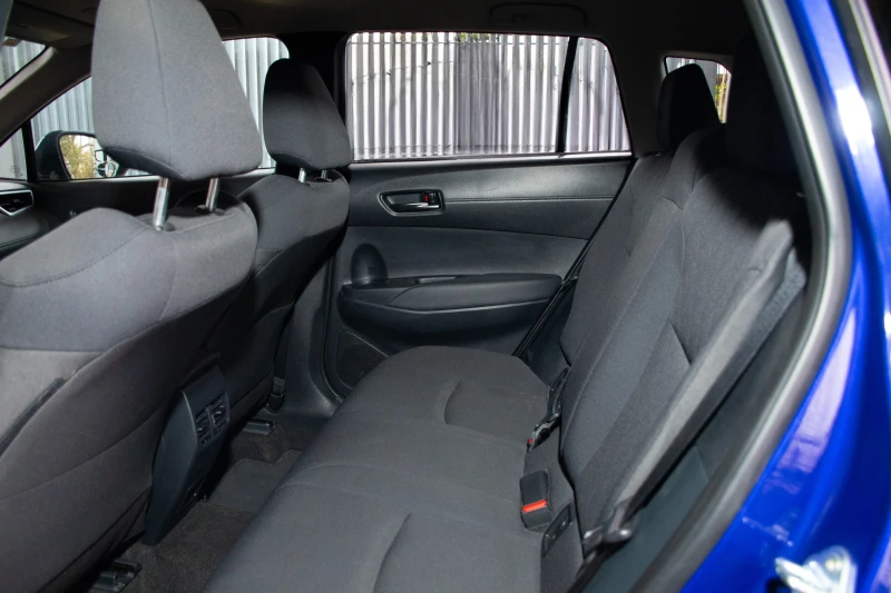Toyota Corolla Cross 2.0 170кс 4x4, снимка 16 - Автомобили и джипове - 52920076