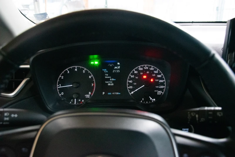 Toyota Corolla Cross 2.0 170кс 4x4, снимка 6 - Автомобили и джипове - 52920076