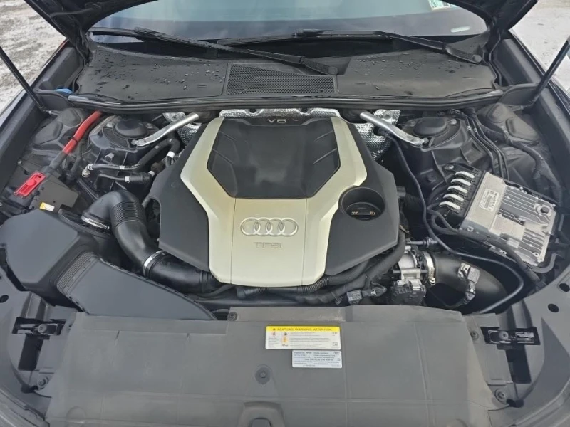 Audi A6 55TFSI* ДИГИТАЛНО* ТАБЛО* ДИСТРТОНИК* 360КАМЕРА* М, снимка 12 - Автомобили и джипове - 53275461