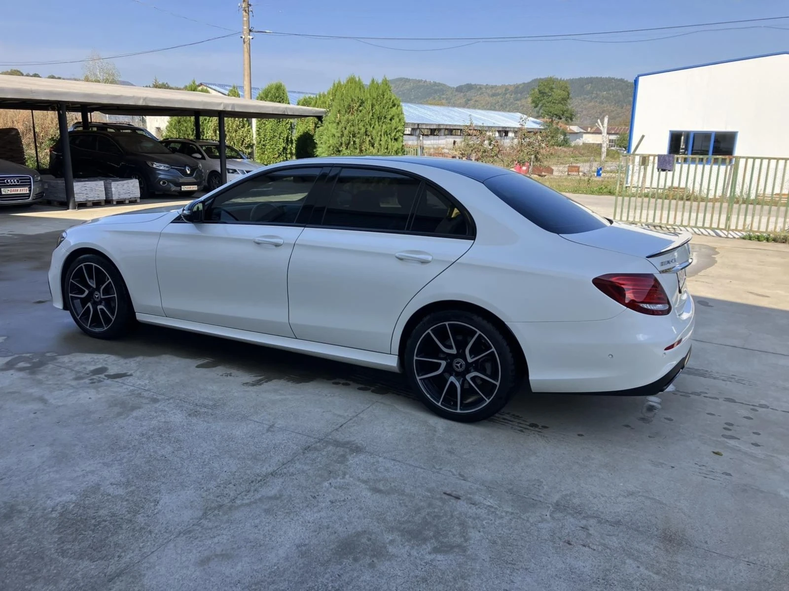 Mercedes-Benz E 350 AMG paket - изображение 4