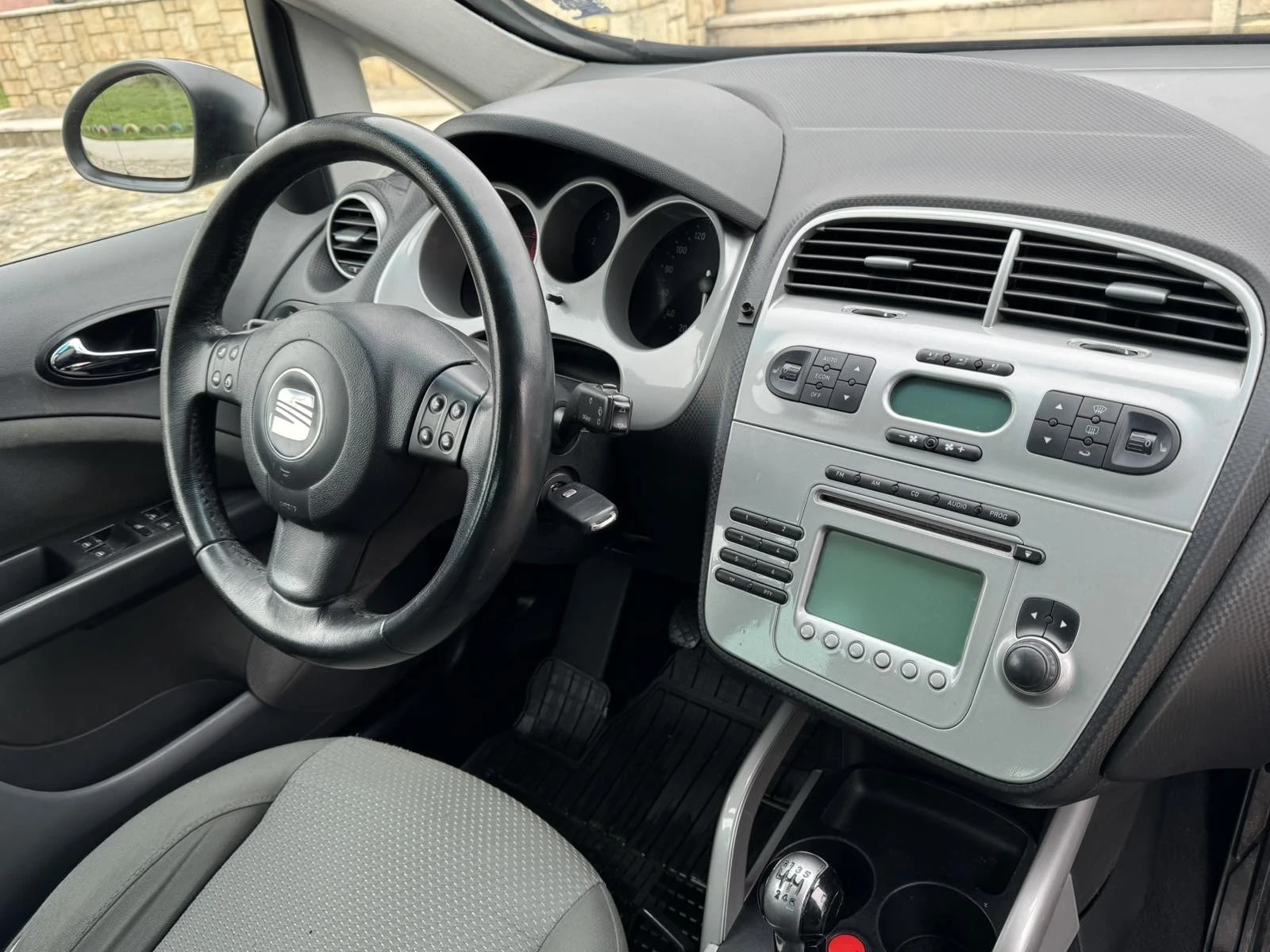 Seat Altea 2.0 TDI - изображение 7