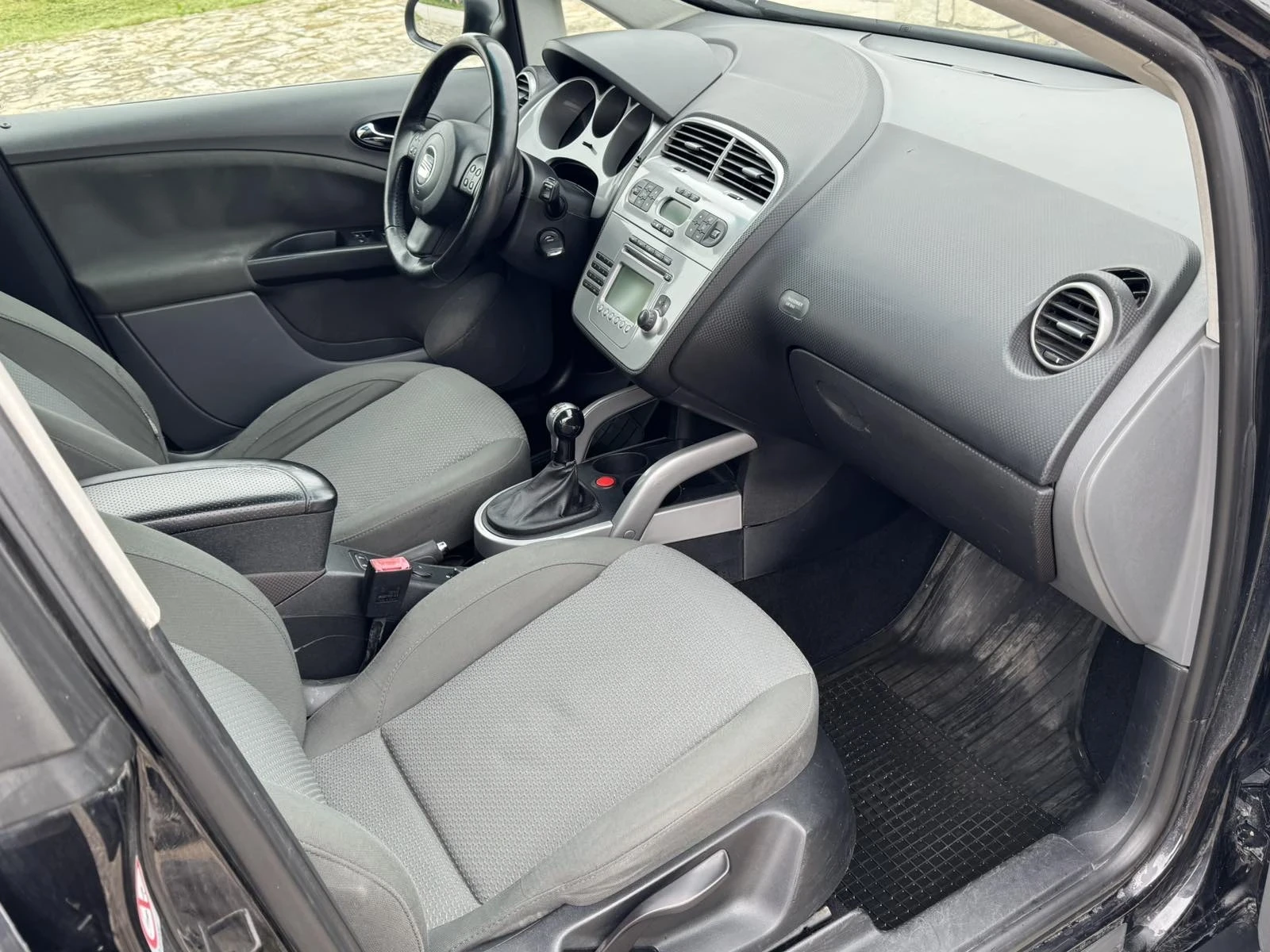 Seat Altea 2.0 TDI - изображение 9