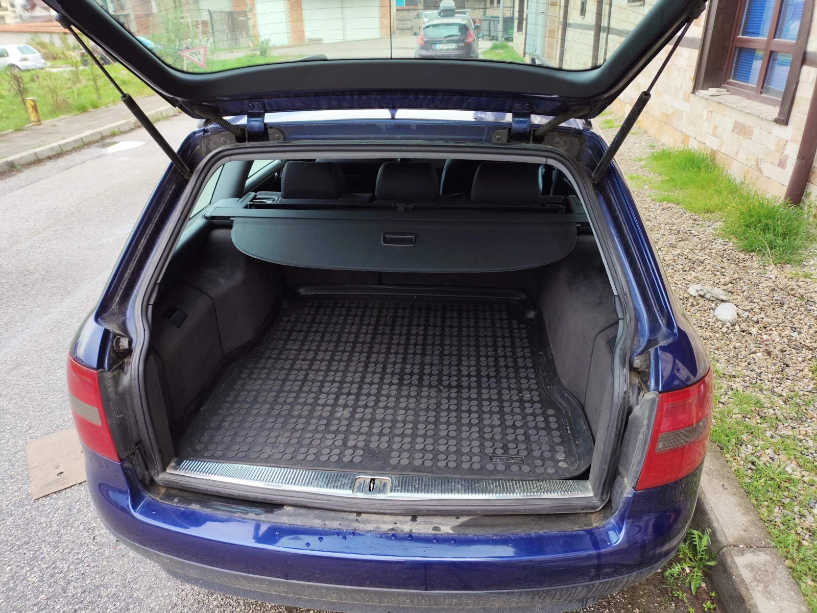 Audi A6 Avant, 2.4 LPG - изображение 6